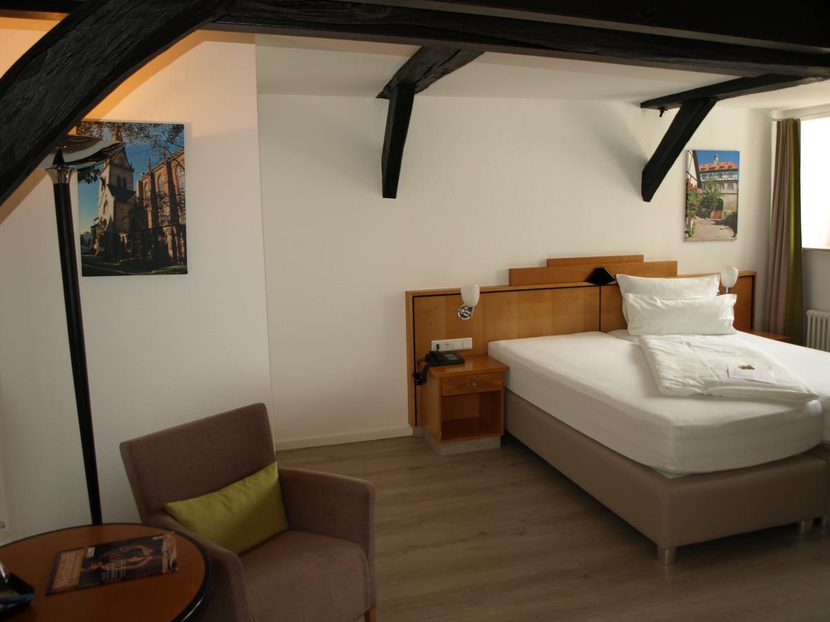 Alt Warburg Hotel Buitenkant foto