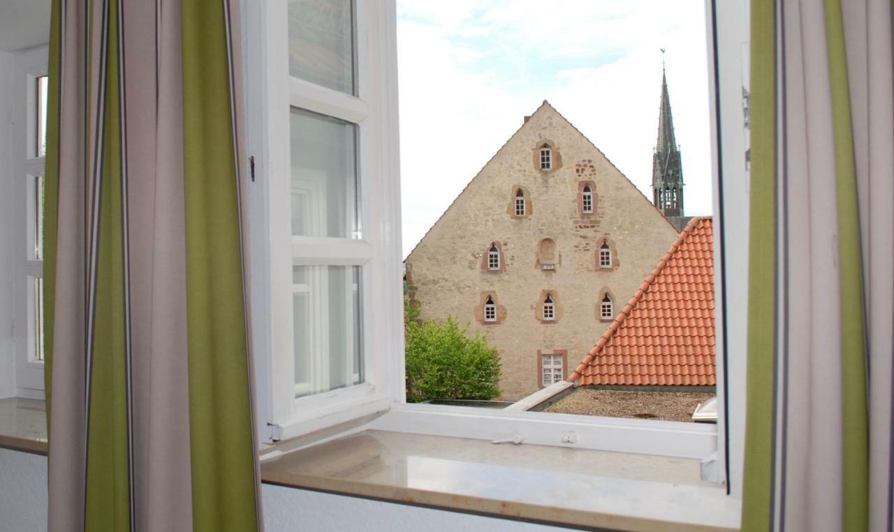 Alt Warburg Hotel Buitenkant foto